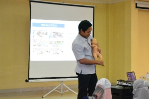 Pelatihan Pijat Bayi oleh jhonson baby