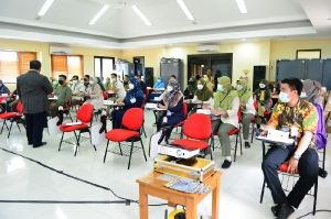 PELATIHAN SERVICE EXCELLENCE 16-17 NOVEMBER 2021