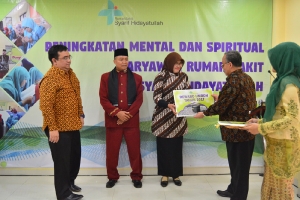 Peningkatan Mental dan Spiritual Karyawan _16